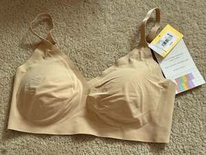 True & Co. True Everybody Adjustable Strap Triangle Bra, Light Beige, Size L
C10